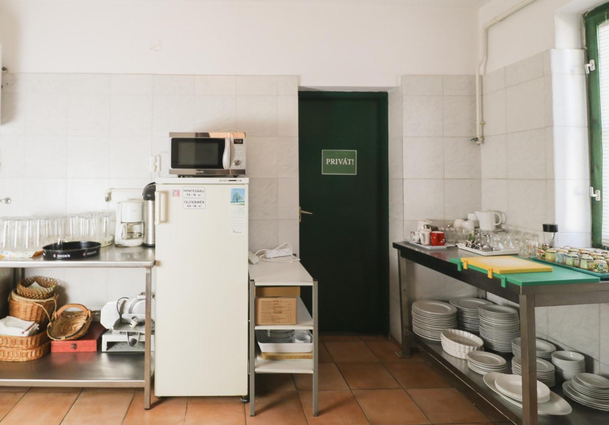 Mueller'S 3 Apartment Siofok Ngoại thất bức ảnh