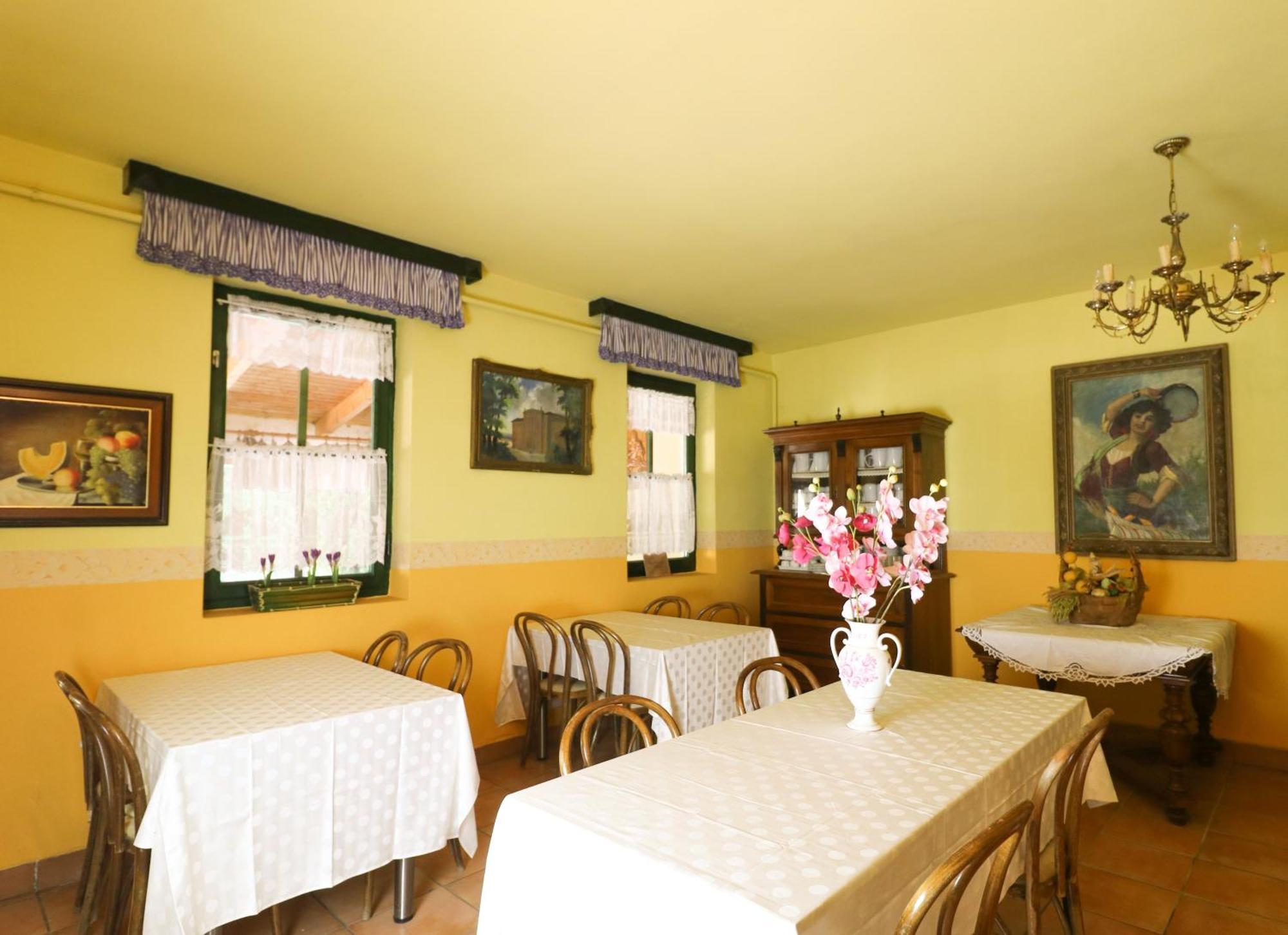 Mueller'S 3 Apartment Siofok Ngoại thất bức ảnh