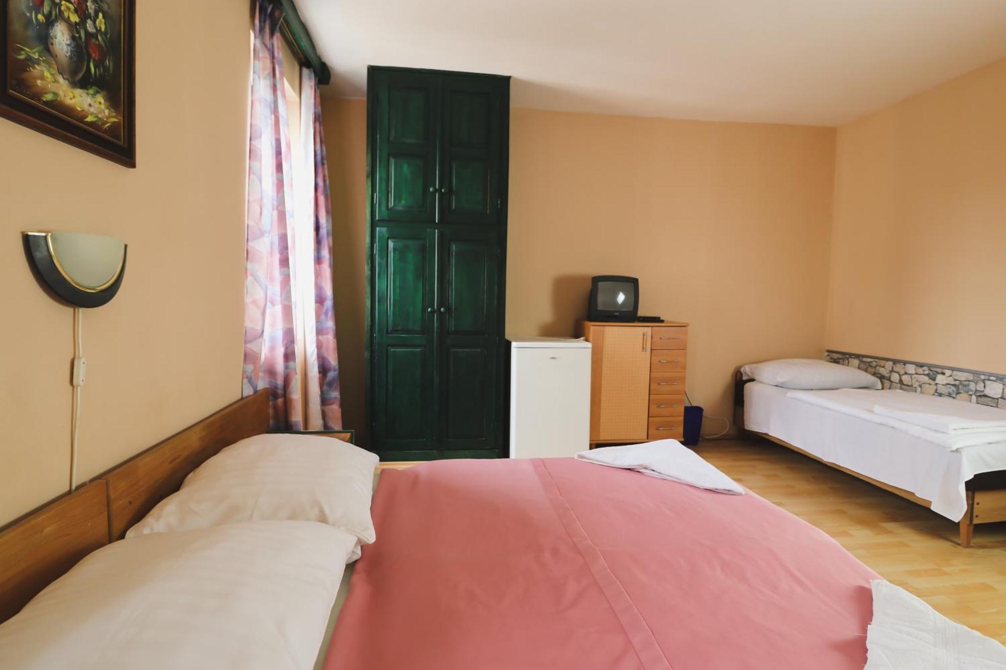 Mueller'S 3 Apartment Siofok Ngoại thất bức ảnh