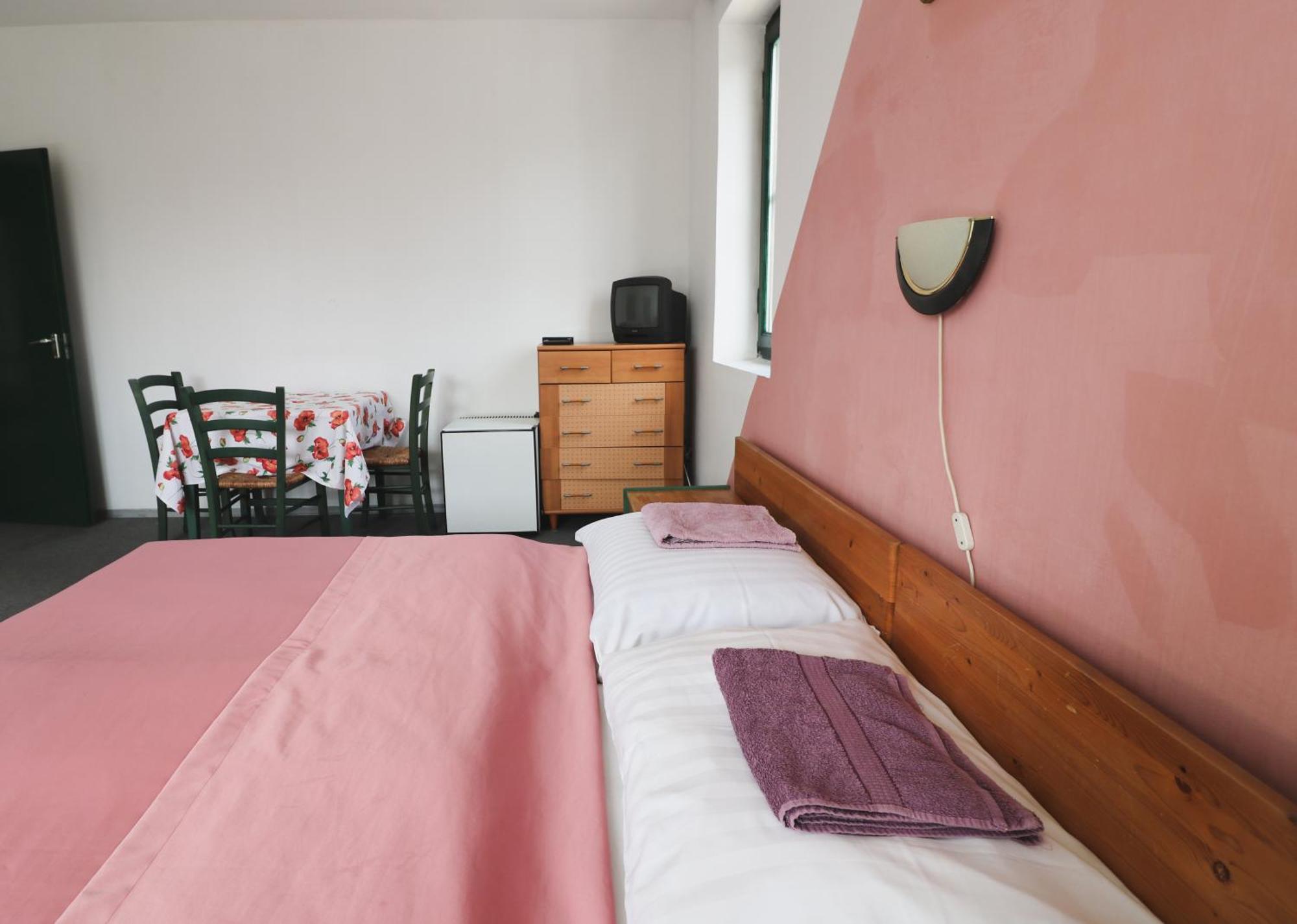 Mueller'S 3 Apartment Siofok Ngoại thất bức ảnh