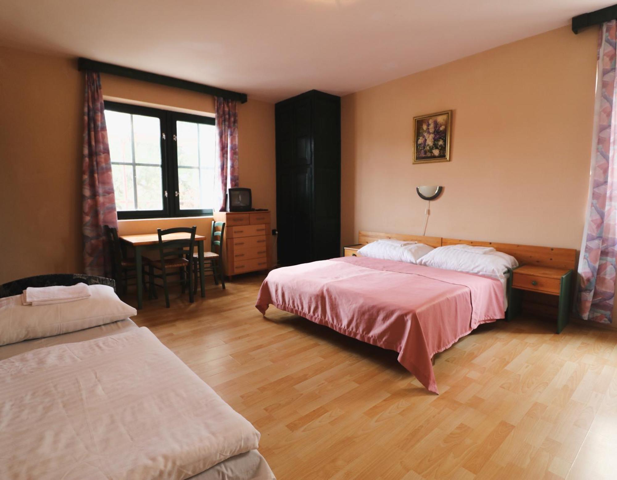 Mueller'S 3 Apartment Siofok Ngoại thất bức ảnh