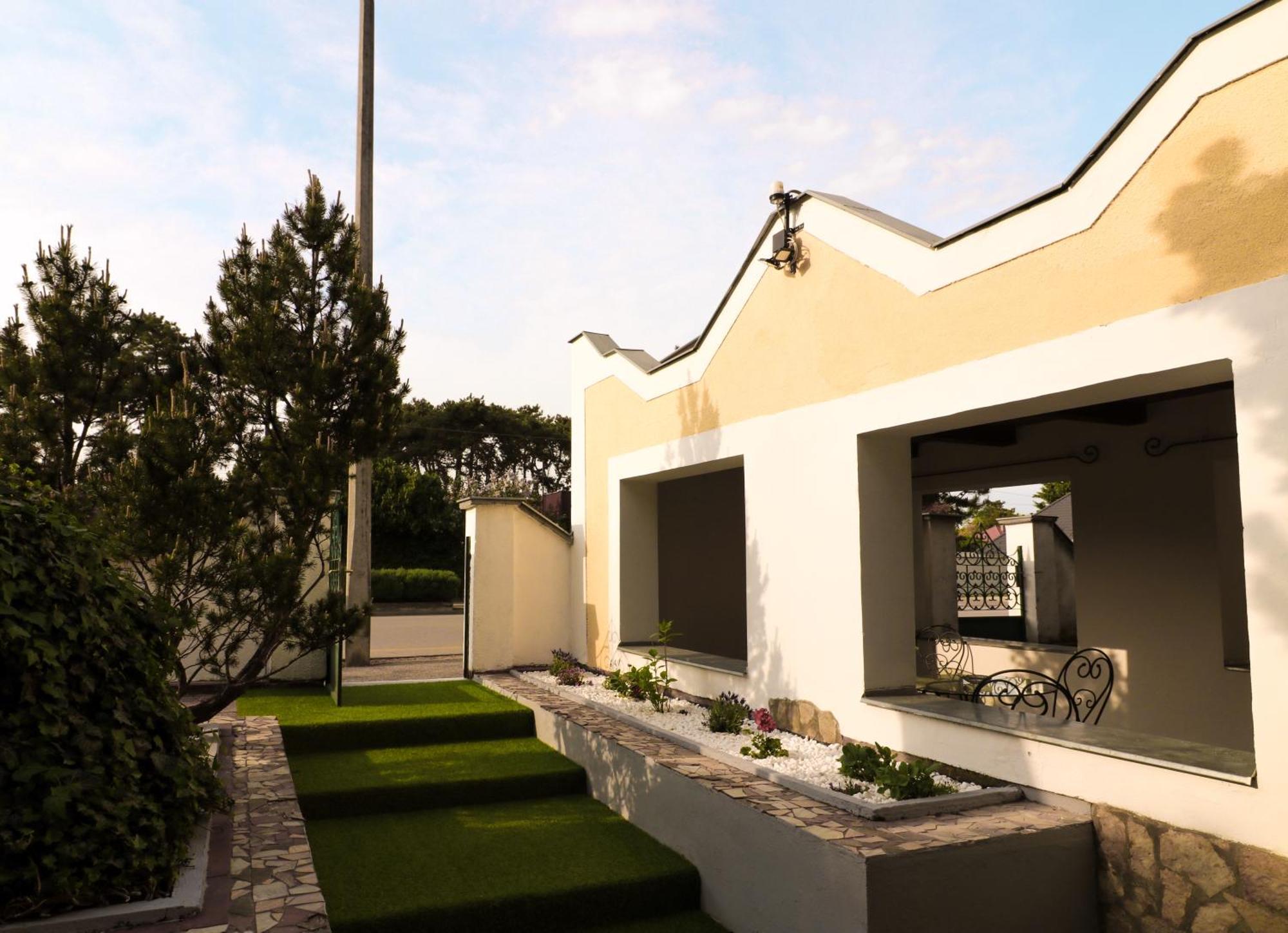 Mueller'S 3 Apartment Siofok Ngoại thất bức ảnh